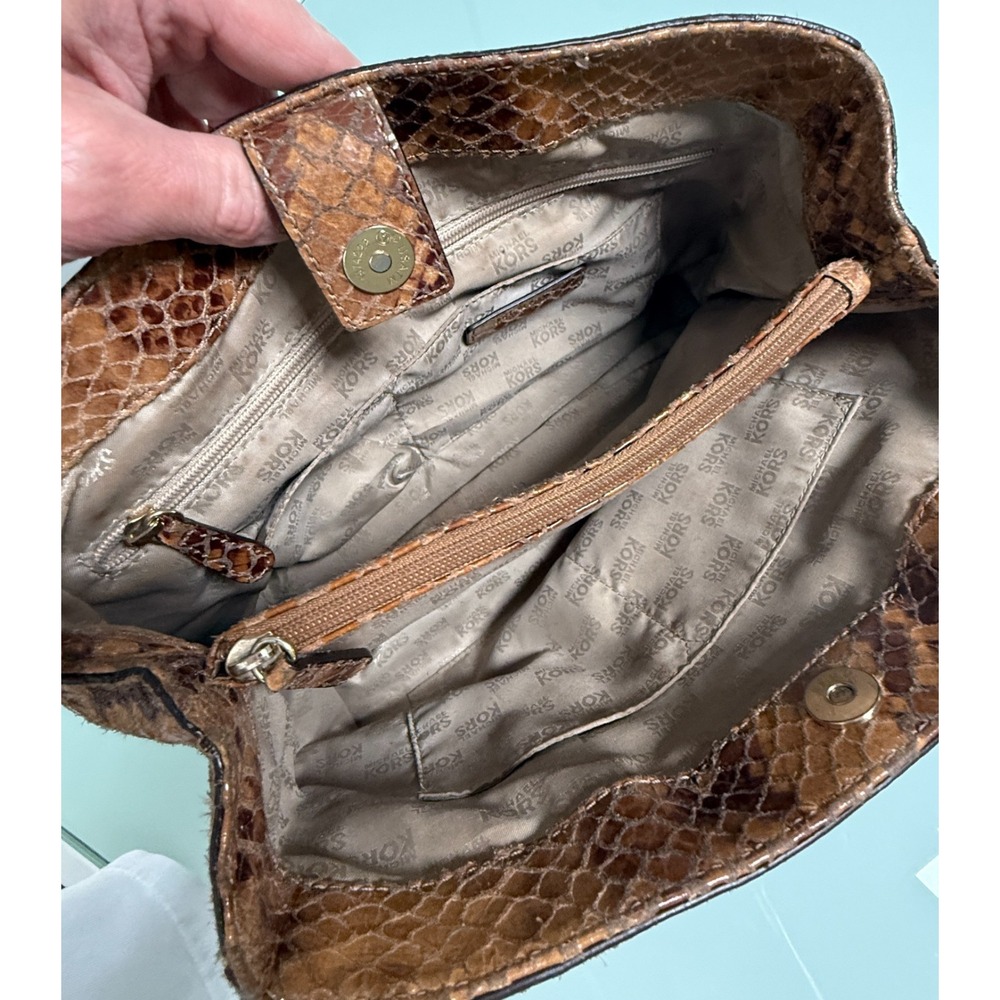 Michael Kors Faux Snake Skin Satchel Tote Bag w/Matching Wallet - Picture 6 of 13